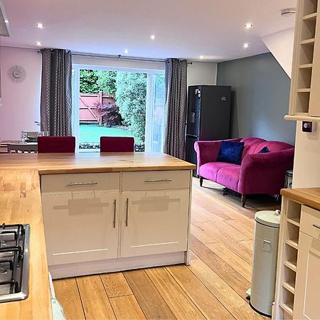 Jekyll'S On Hyde - Spacious Town House - Central Winchester - Free Parking, Sleeps 5 - By Xplus Stays Luaran gambar