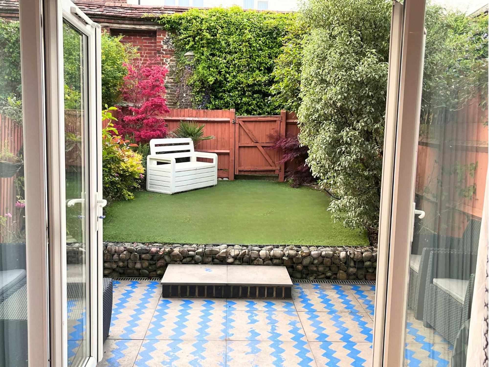 Jekyll'S On Hyde - Spacious Town House - Central Winchester - Free Parking, Sleeps 5 - By Xplus Stays Luaran gambar